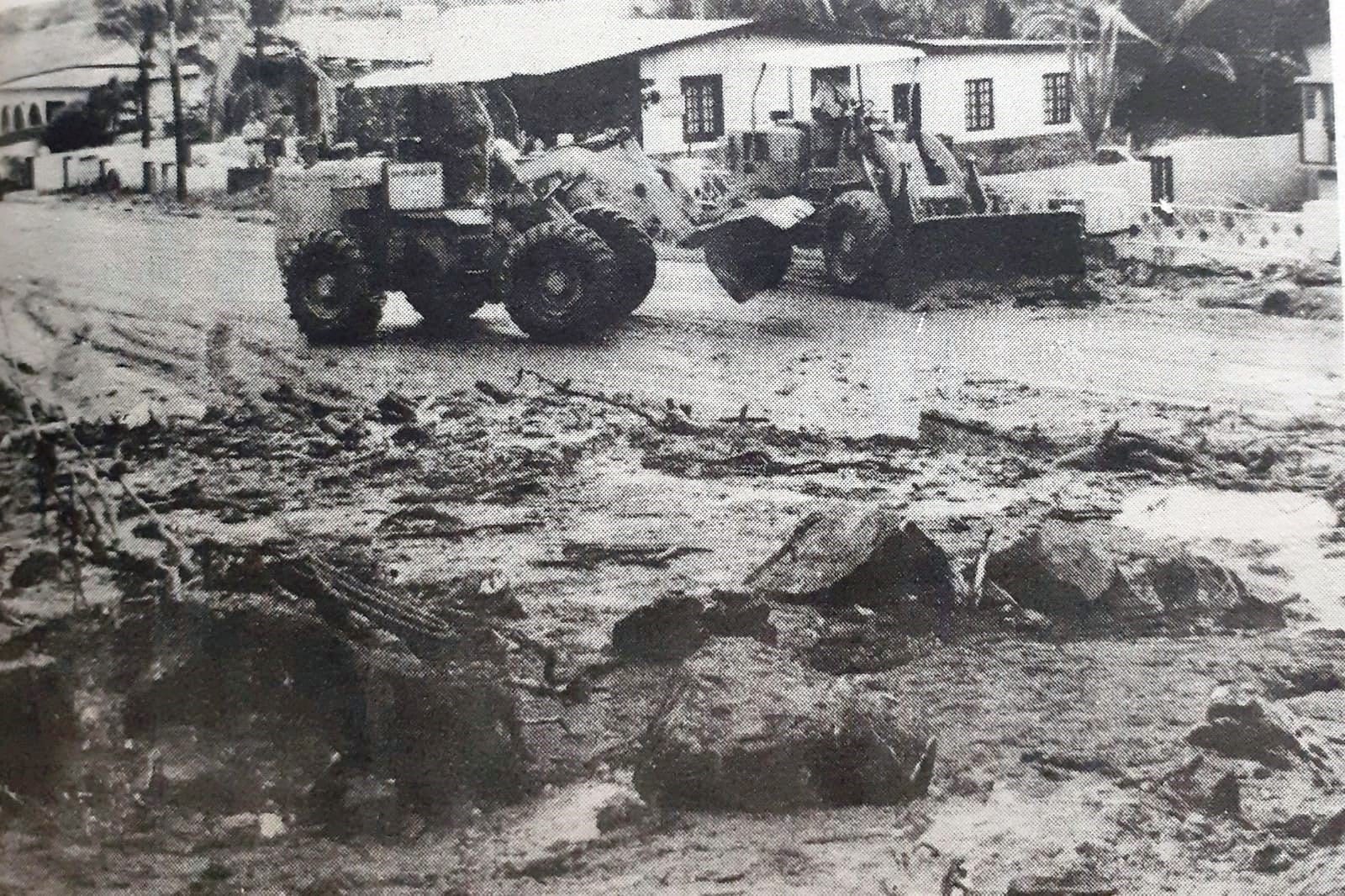 Construction excavators